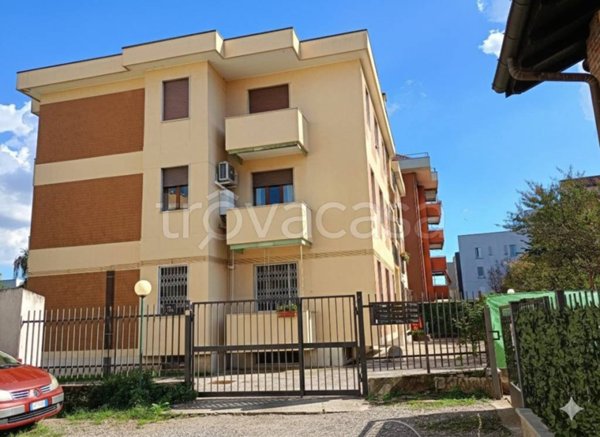 appartamento in vendita a Milano in zona Figino