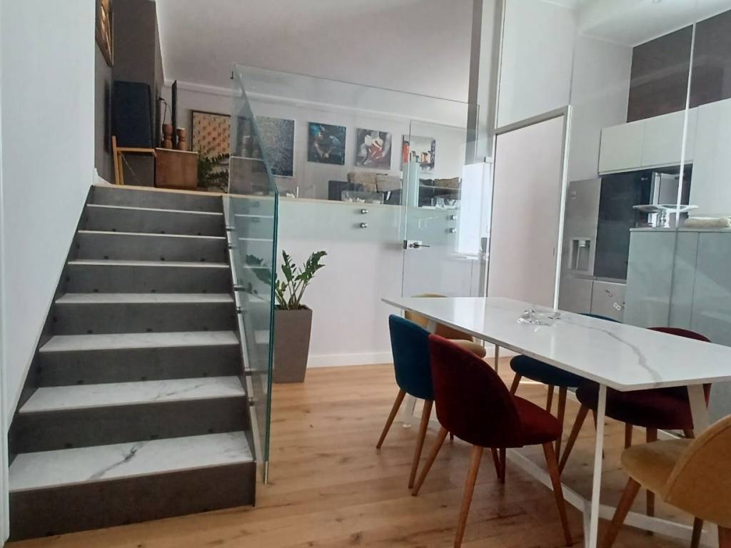 appartamento in vendita a Milano in zona Guastalla