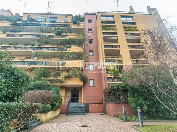 appartamento in vendita a Milano in zona Dergano