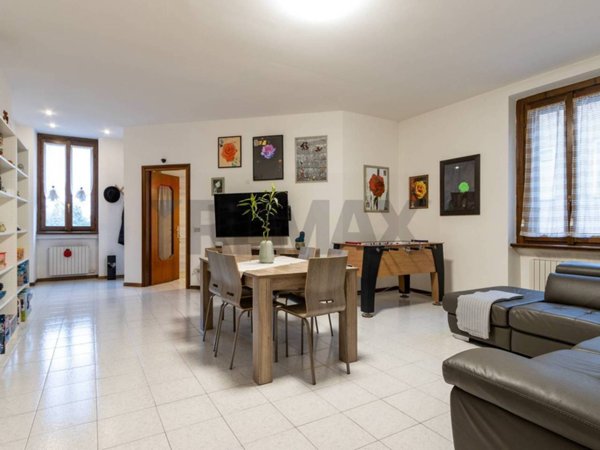 appartamento in vendita a Milano in zona Segnano