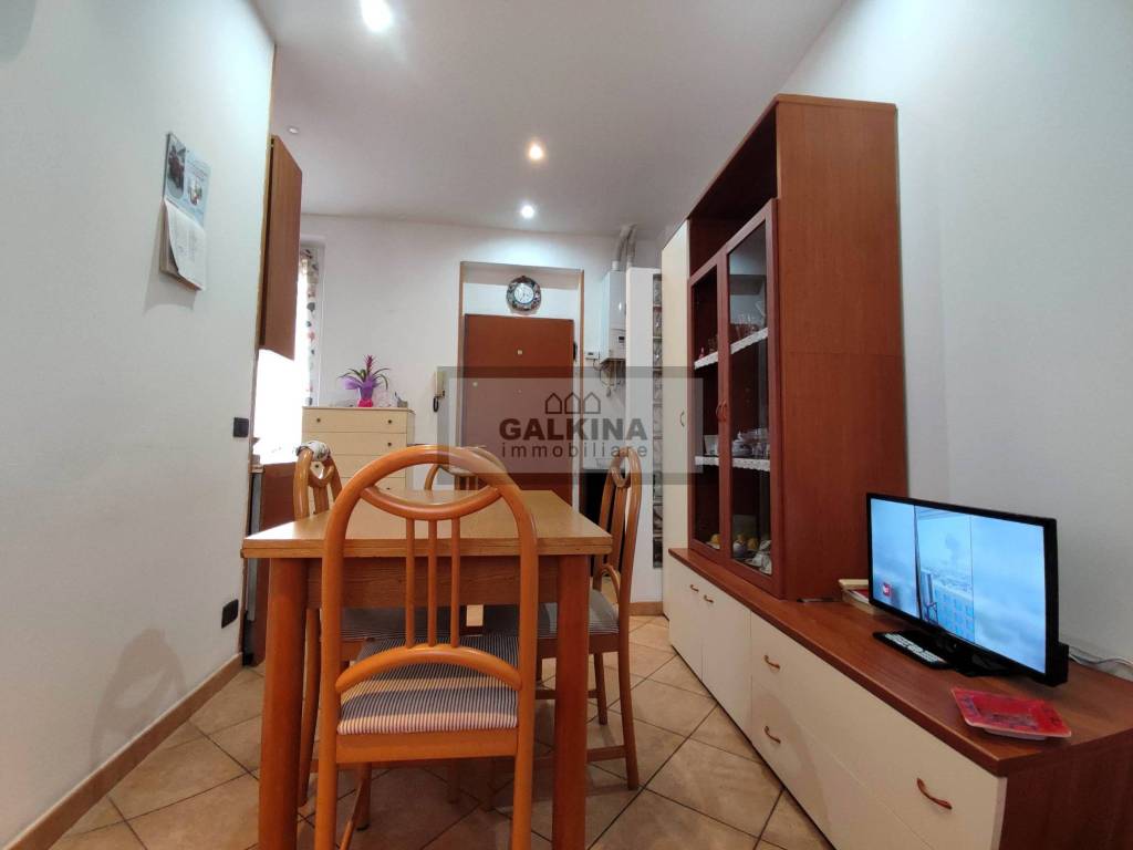 appartamento in vendita a Milano in zona Baggio