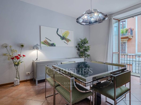 appartamento in vendita a Milano in zona Porta Garibaldi
