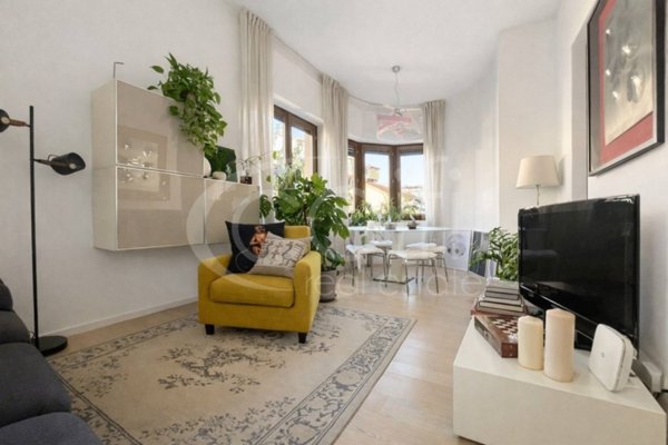 appartamento in vendita a Milano in zona Città Studi