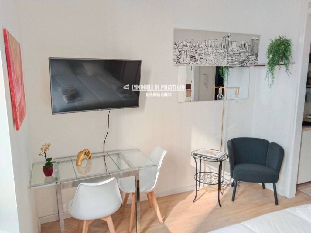 monolocale in vendita a Milano in zona Stazione Centrale