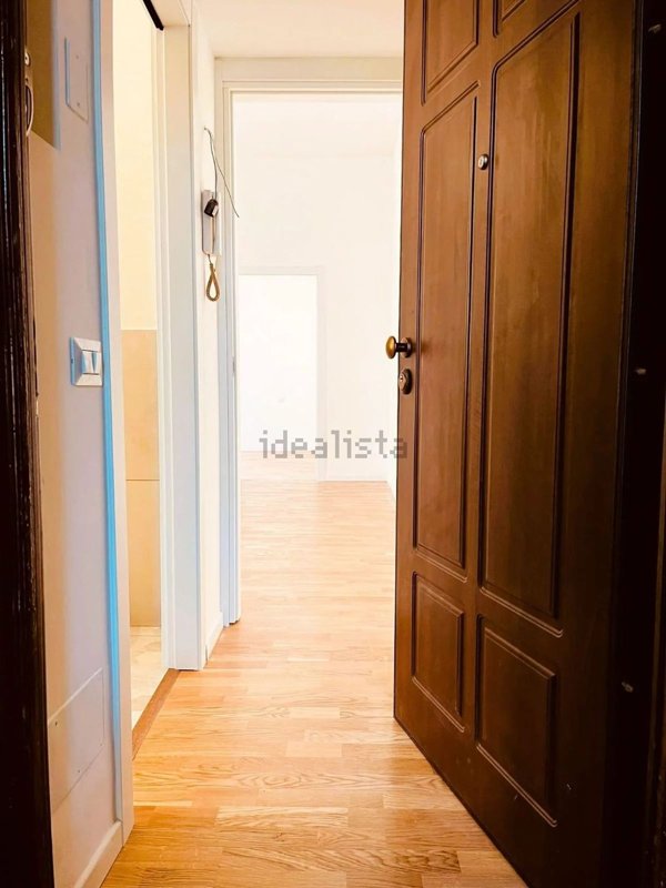 appartamento in vendita a Milano in zona Piazzale Lodi