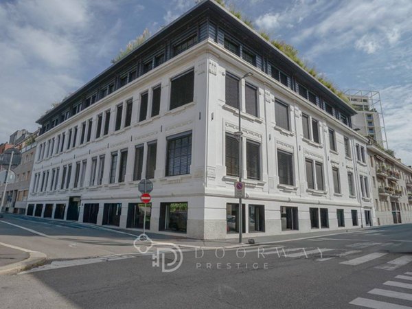 appartamento in vendita a Milano in zona Isola