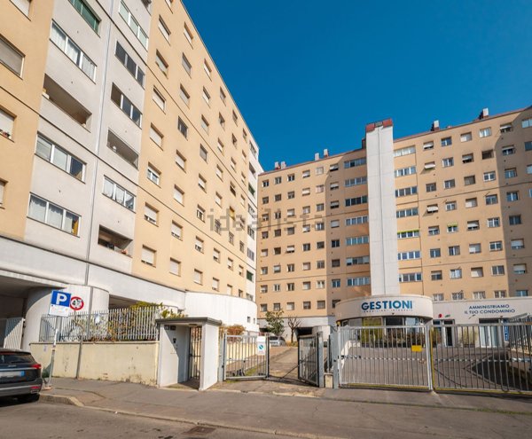 appartamento in vendita a Milano in zona Quarto Cagnino