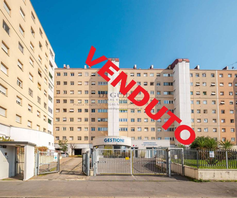 appartamento in vendita a Milano in zona Quarto Cagnino
