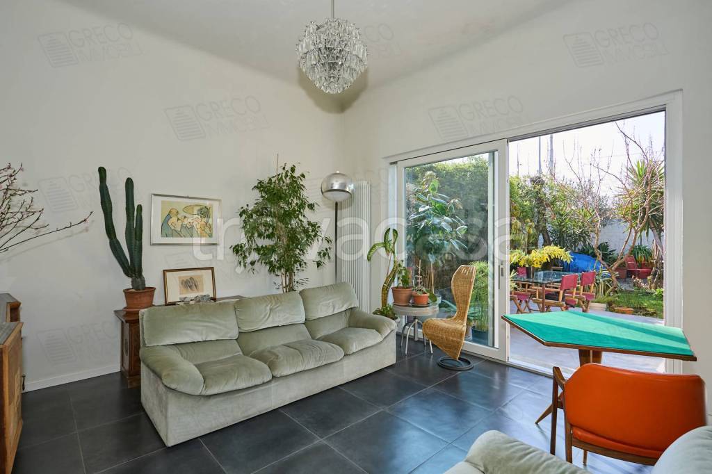 casa indipendente in vendita a Milano in zona Precotto