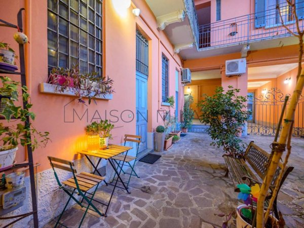 appartamento in vendita a Milano in zona Vigentino