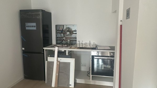 appartamento in vendita a Milano in zona Piazzale Lodi