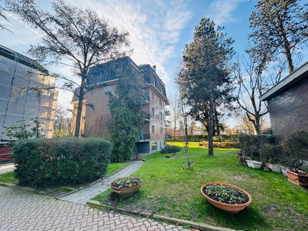 appartamento in vendita a Milano in zona San Siro