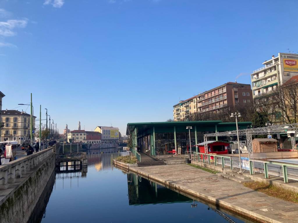 appartamento in vendita a Milano in zona Bocconi