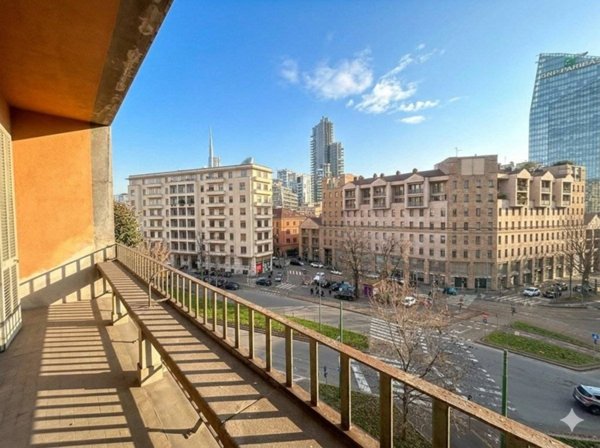 appartamento in vendita a Milano in zona Porta Nuova