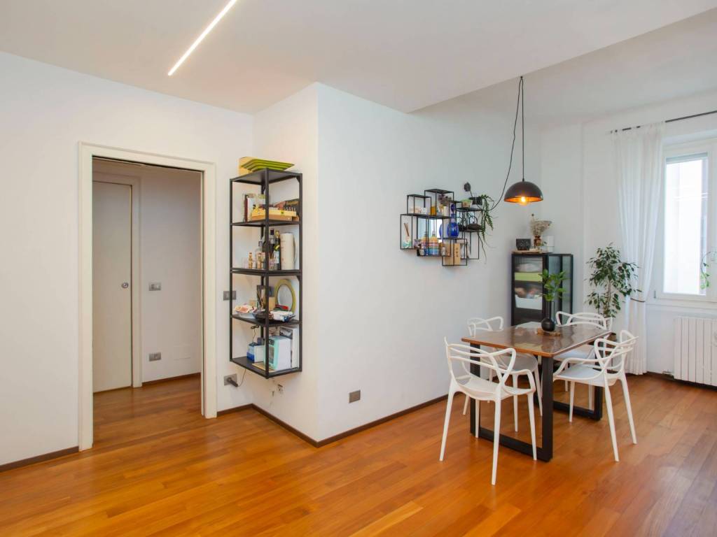 appartamento in vendita a Milano in zona Centro Direzionale