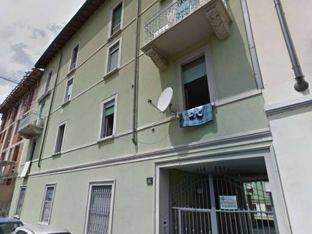 appartamento in vendita a Milano in zona Crescenzago