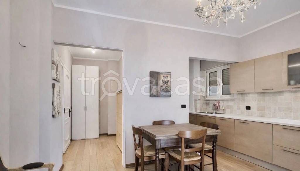 appartamento in vendita a Milano in zona Solari