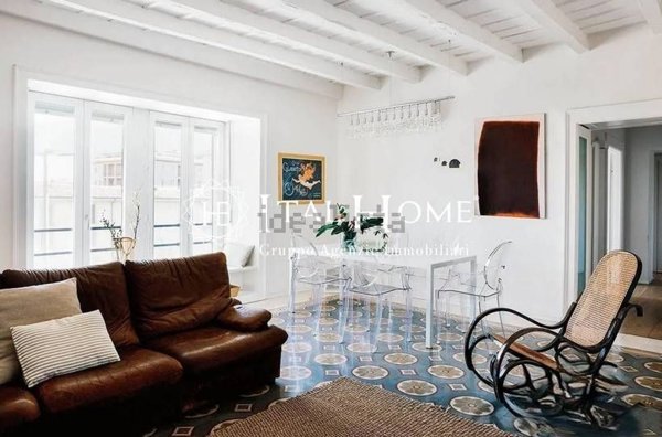 appartamento in vendita a Milano in zona Porta Ticinese