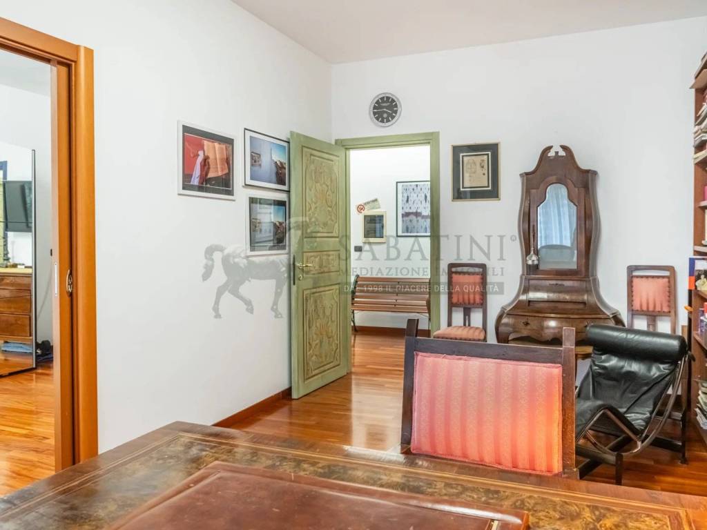 appartamento in vendita a Milano in zona Centro Direzionale