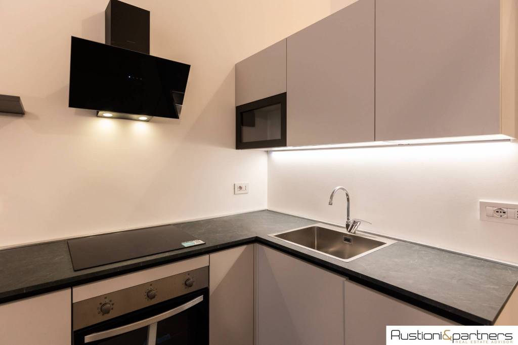 appartamento in vendita a Milano in zona Stazione Centrale