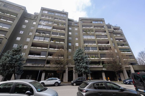 appartamento in vendita a Milano in zona Gratosoglio