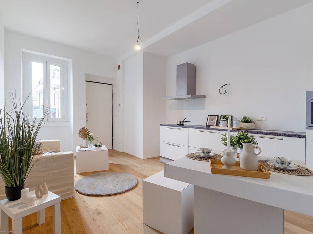 appartamento in vendita a Milano in zona Sempione