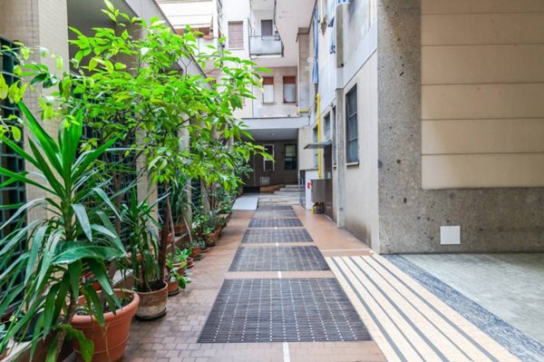 appartamento in vendita a Milano in zona Bocconi