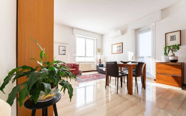 appartamento in vendita a Milano in zona San Cristoforo