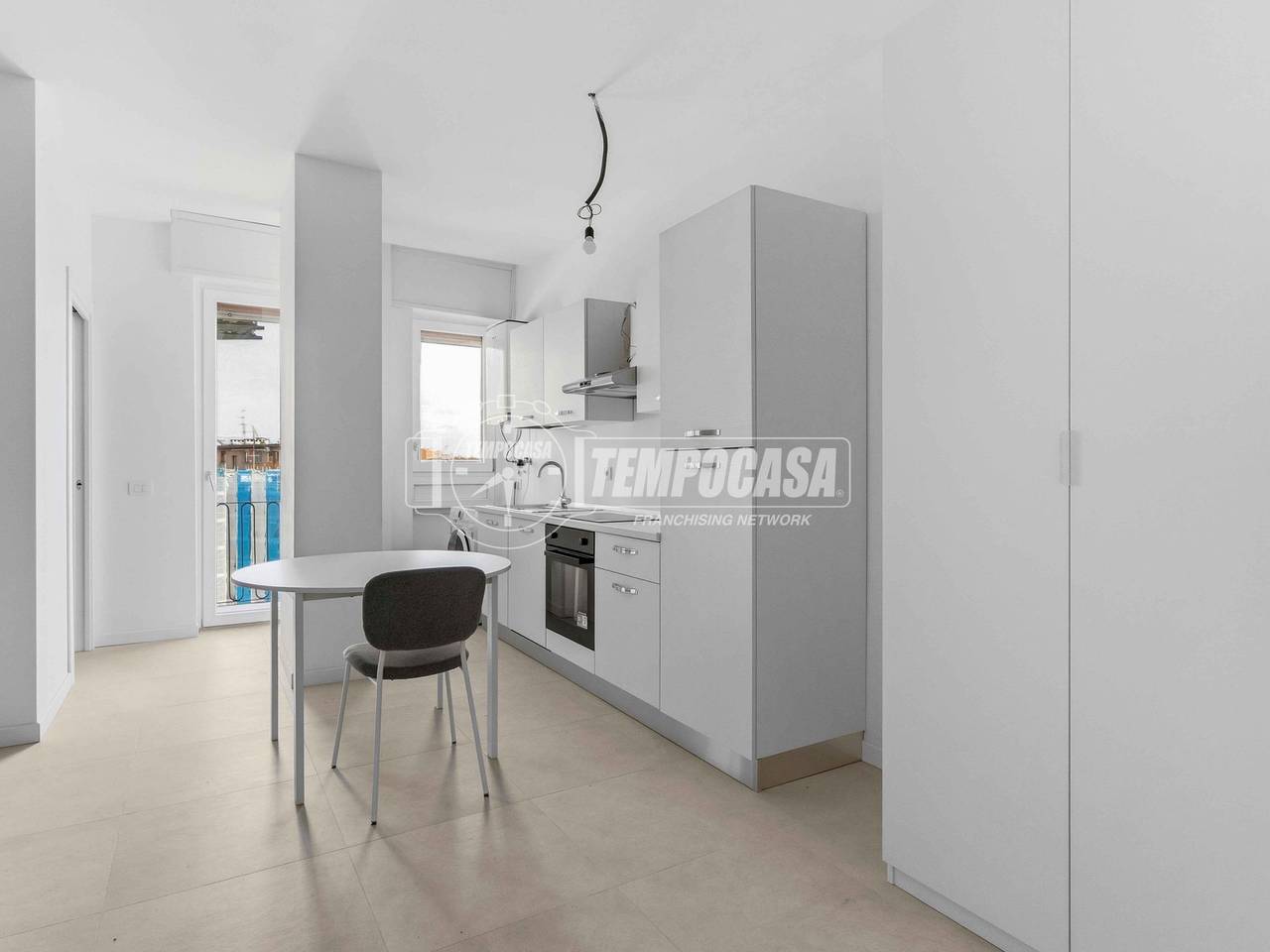 appartamento in vendita a Milano in zona Famagosta