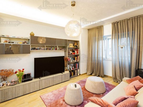 appartamento in vendita a Milano in zona Crescenzago