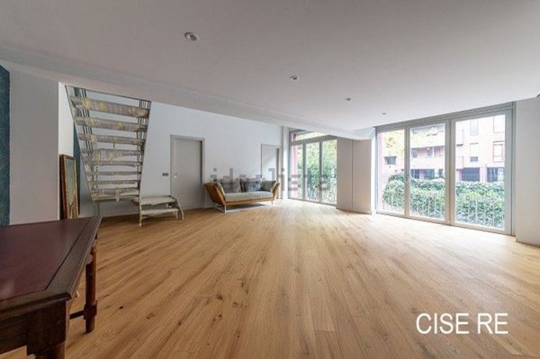 appartamento in vendita a Milano in zona Porta Romana