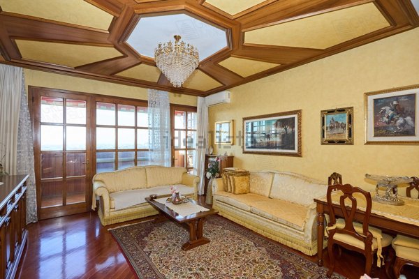 appartamento in vendita a Milano in zona Niguarda