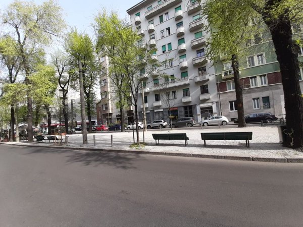 negozio in vendita a Milano in zona Città Studi