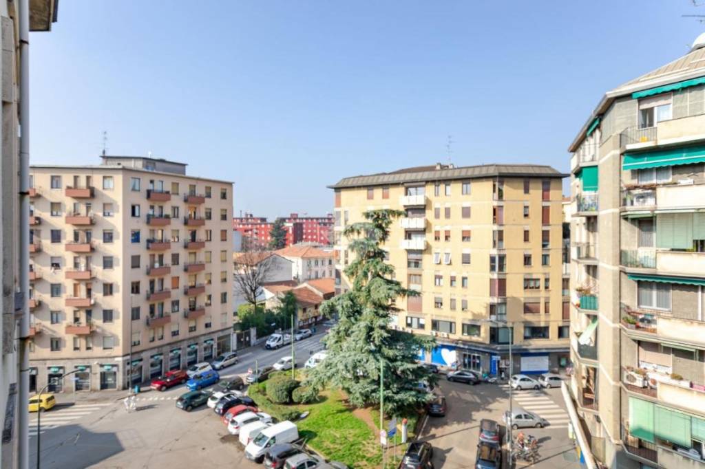 appartamento in vendita a Milano in zona Il Portello