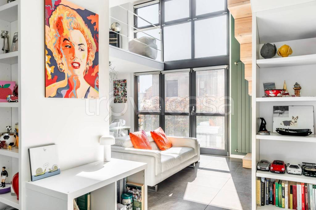 appartamento in vendita a Milano in zona Bocconi