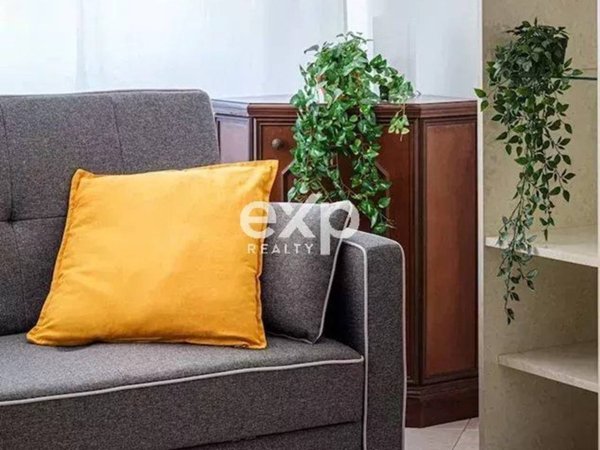 appartamento in vendita a Milano in zona Cadorna