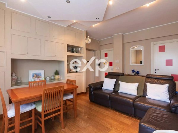 appartamento in vendita a Milano in zona Forze Armate