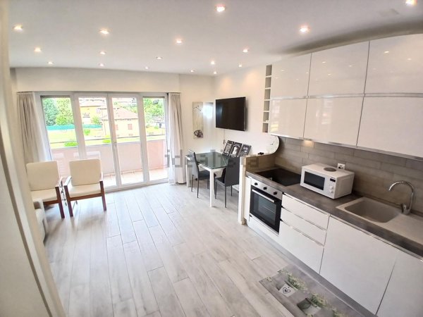 appartamento in vendita a Milano in zona Gorla