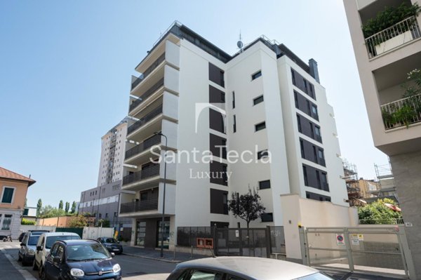 appartamento in vendita a Milano in zona San Cristoforo