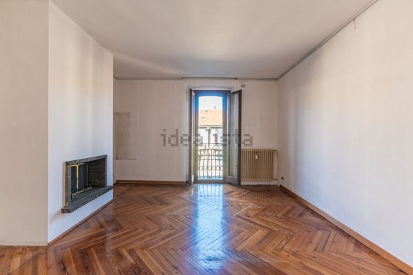 appartamento in vendita a Milano in zona Isola