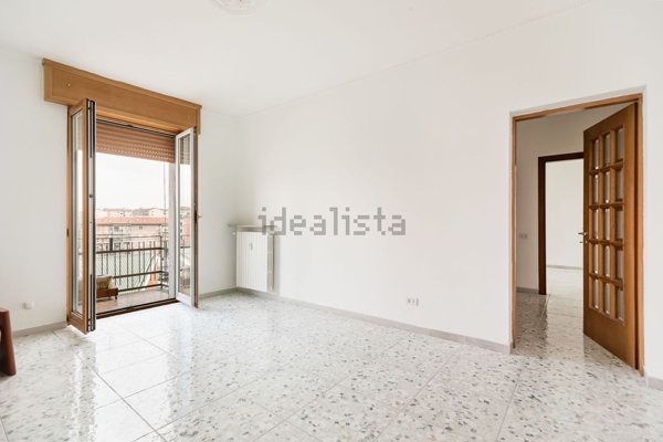 appartamento in vendita a Milano in zona Quarto Oggiaro