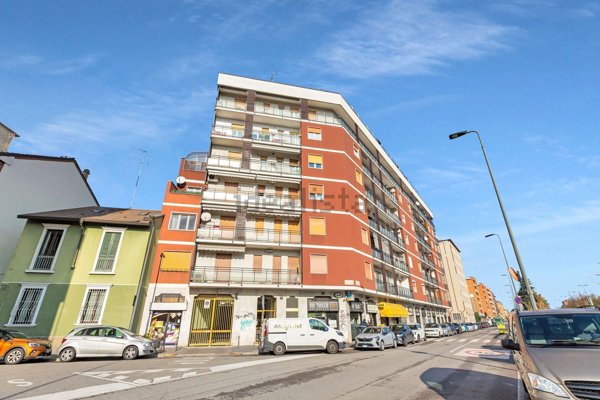 appartamento in vendita a Milano in zona Crescenzago