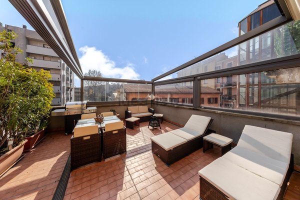 appartamento in vendita a Milano in zona Piazzale Lodi