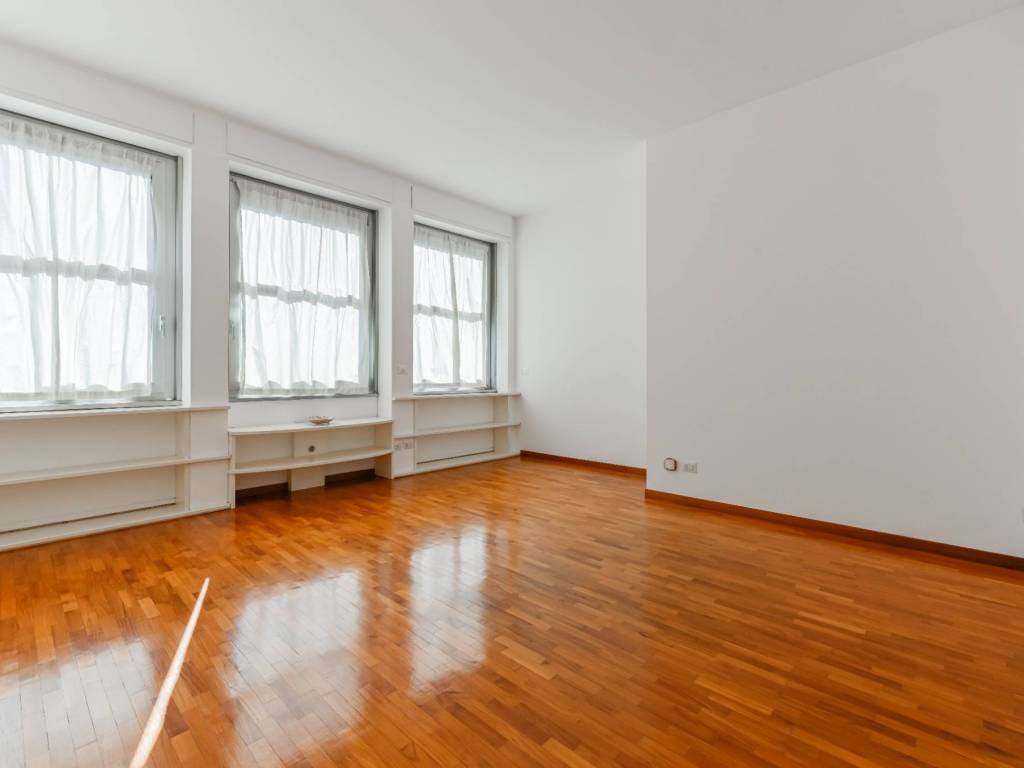 appartamento in vendita a Milano in zona Stazione Centrale