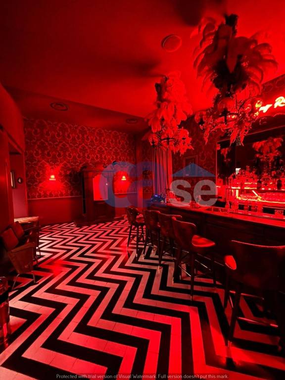 negozio in vendita a Milano in zona Isola