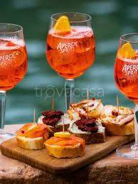 negozio in vendita a Milano in zona Porta Ticinese