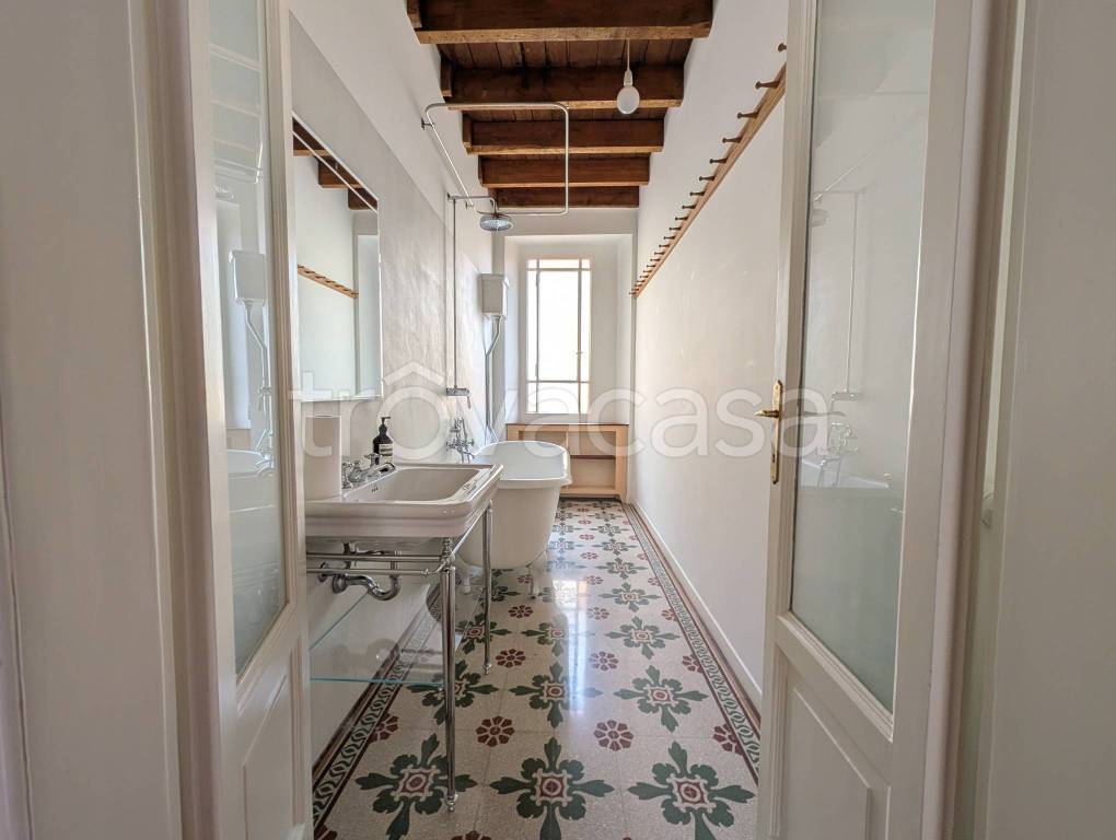 appartamento in vendita a Milano in zona Loreto