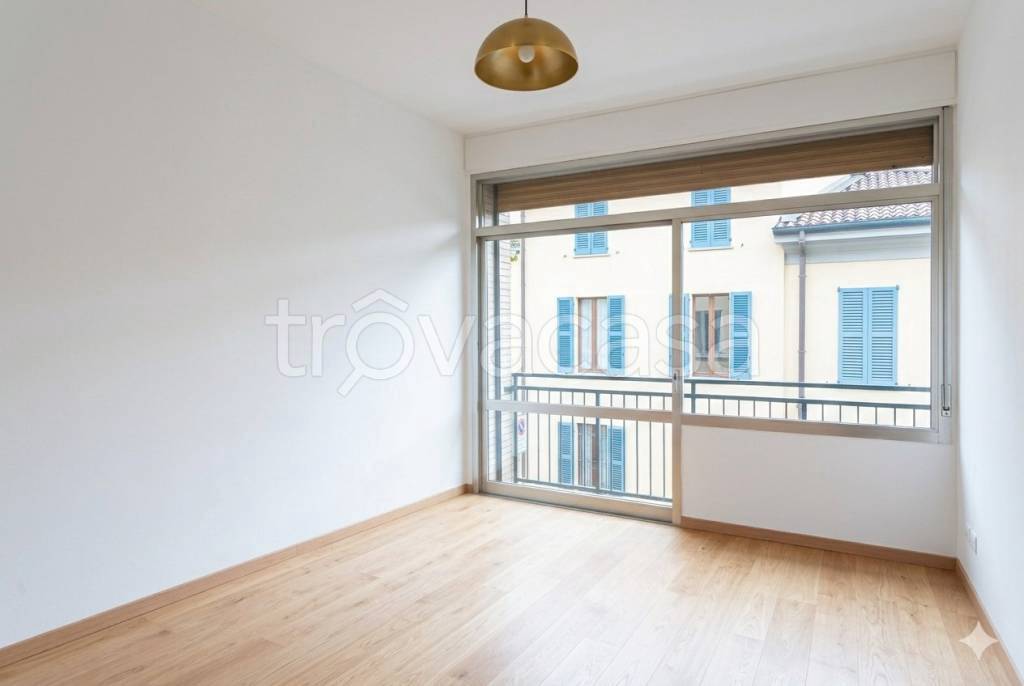 appartamento in vendita a Milano in zona Sempione