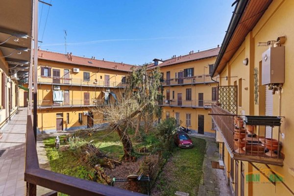 appartamento in vendita a Milano in zona Niguarda