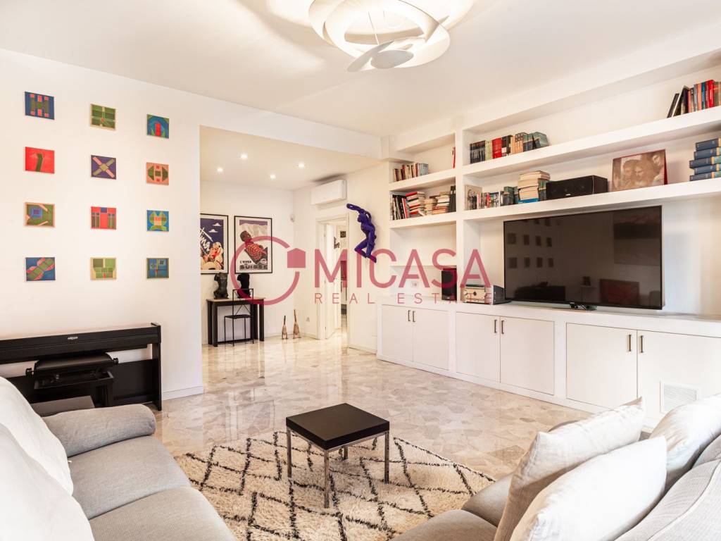 appartamento in vendita a Milano in zona Il Portello